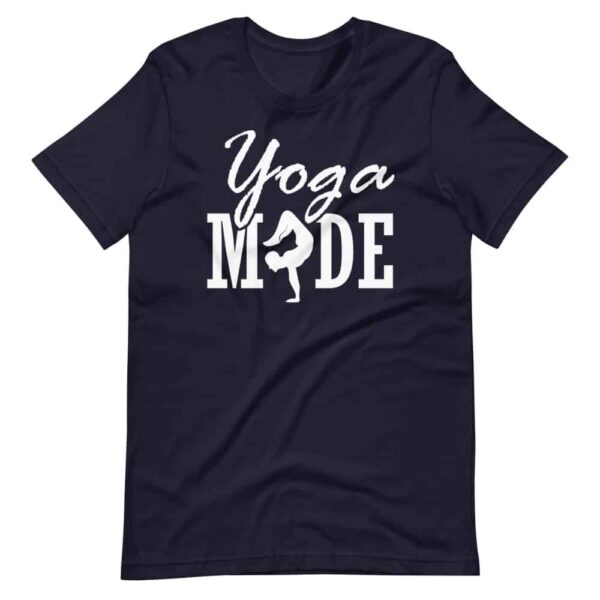 Yoga MADE weiße Schrift Herren T Shirt Navy