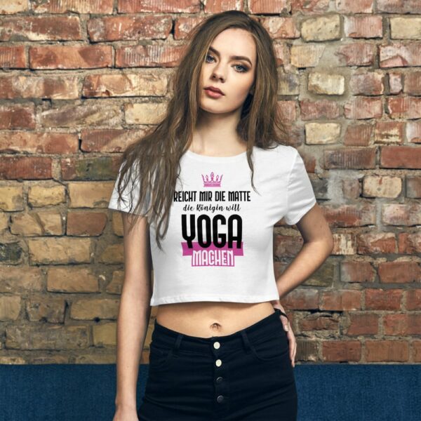 Junge Dame Yoga Königin Crop Top Mauer